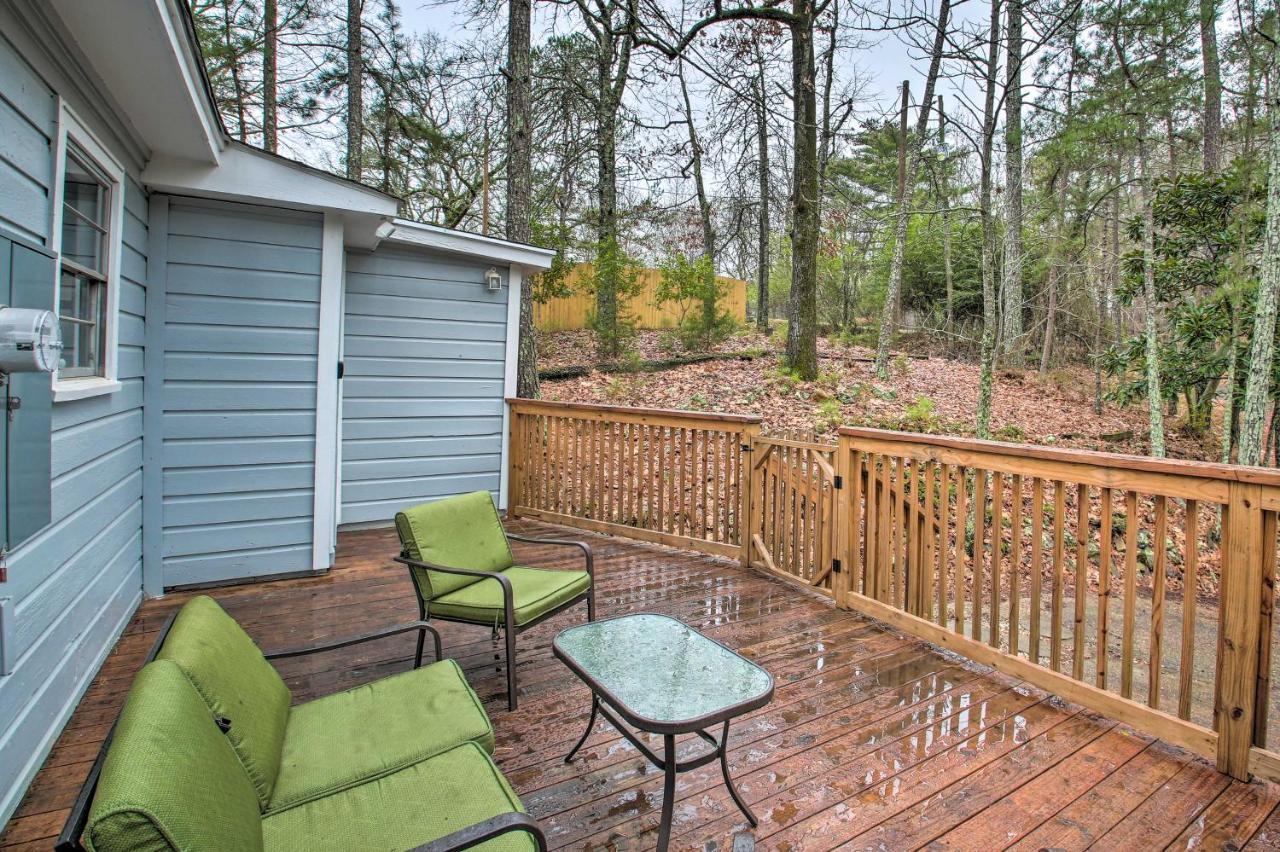 Centrally Located Hot Springs Home With Deck! 외부 사진