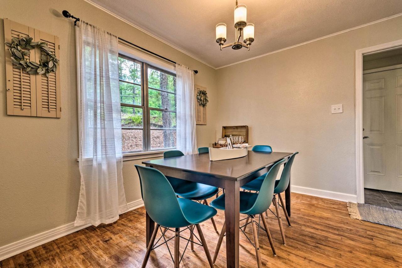 Centrally Located Hot Springs Home With Deck! 외부 사진